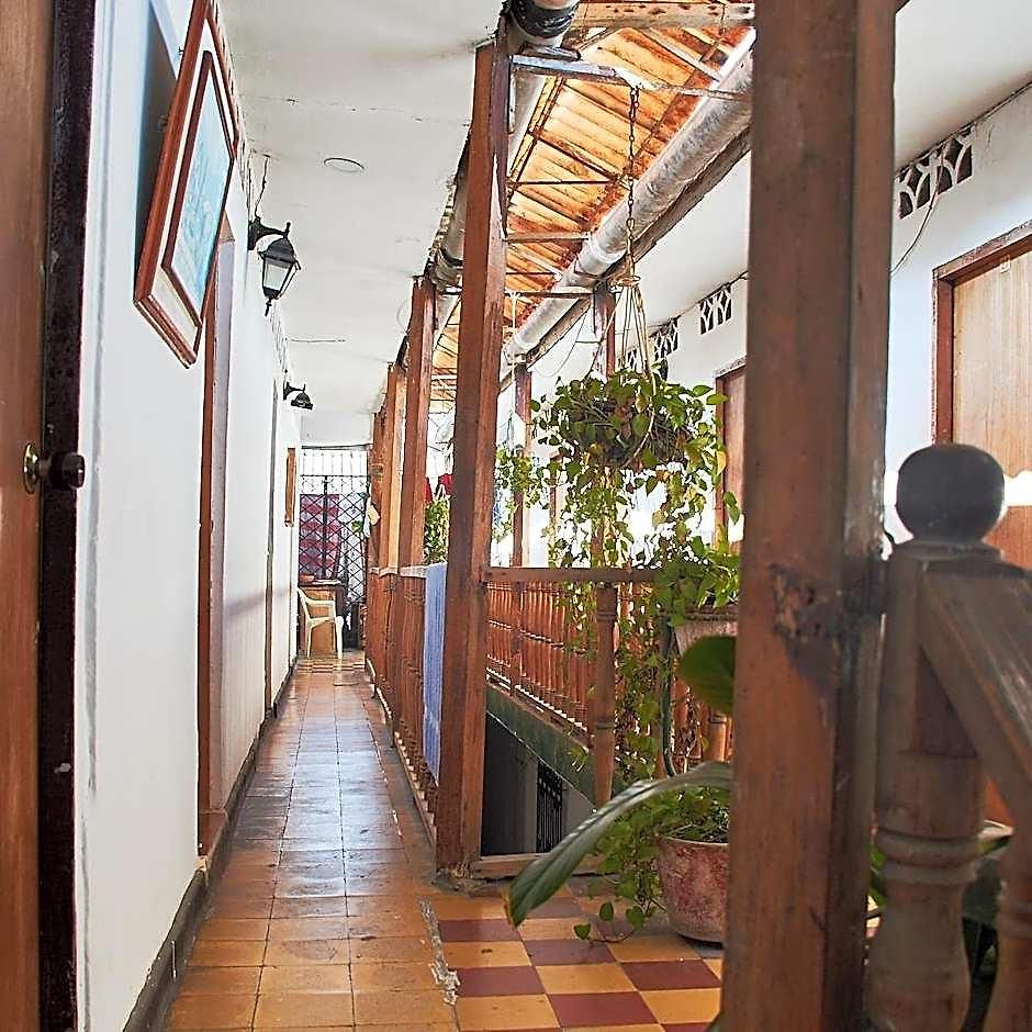Pensión La Muralla *